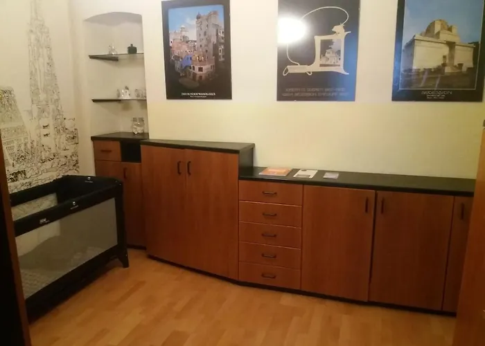 Geraeumige Zentrumsnahe Altbauwohnung